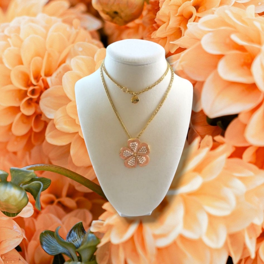 J. Crew | VTG Pretty Gold Tone Peach Enamel Floral Pendant Necklace (OS)
